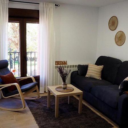 La Casa De Los Abuelos Valentin Pinilla del Valle Exteriör bild