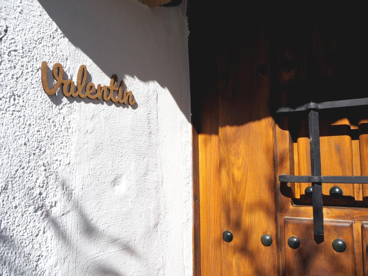 La Casa De Los Abuelos Valentin Pinilla del Valle Exteriör bild